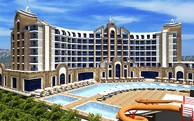 The Lumos Deluxe Resort Hotel  5*